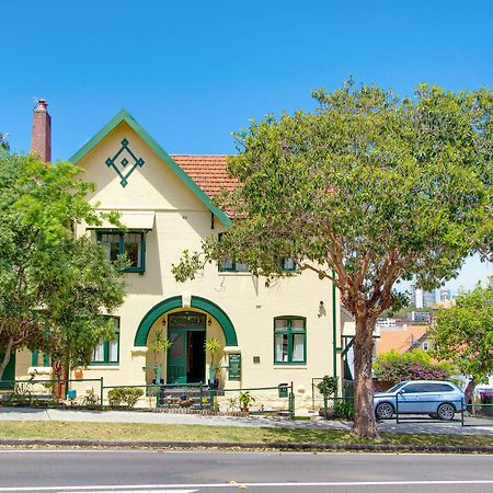 Neutral Bay Lodge Sydney Bagian luar foto