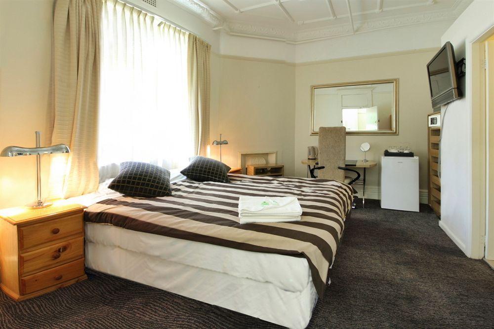 Neutral Bay Lodge Sydney Bagian luar foto