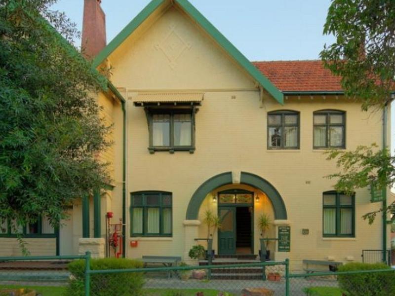 Neutral Bay Lodge Sydney Bagian luar foto