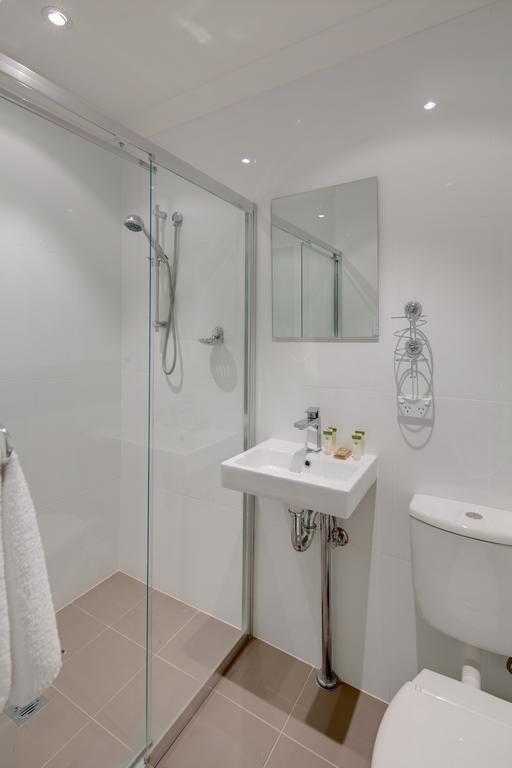 Neutral Bay Lodge Sydney Bagian luar foto