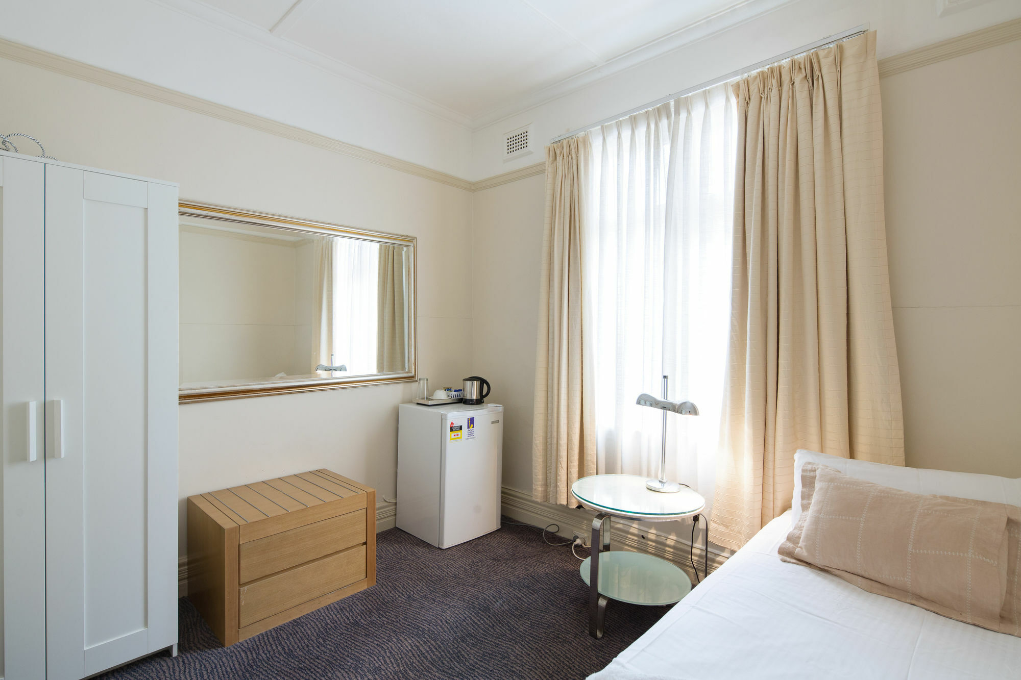 Neutral Bay Lodge Sydney Bagian luar foto
