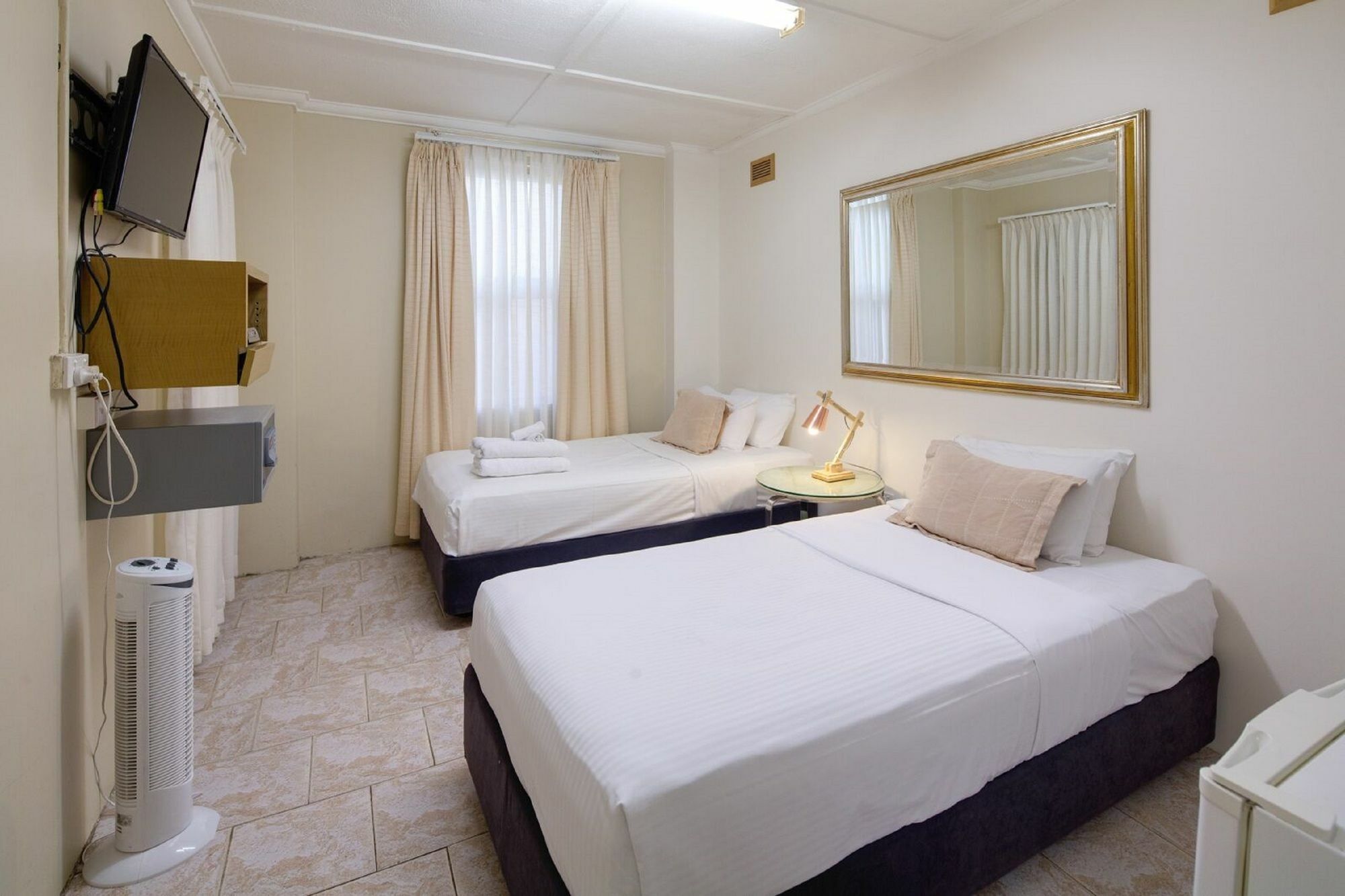 Neutral Bay Lodge Sydney Bagian luar foto