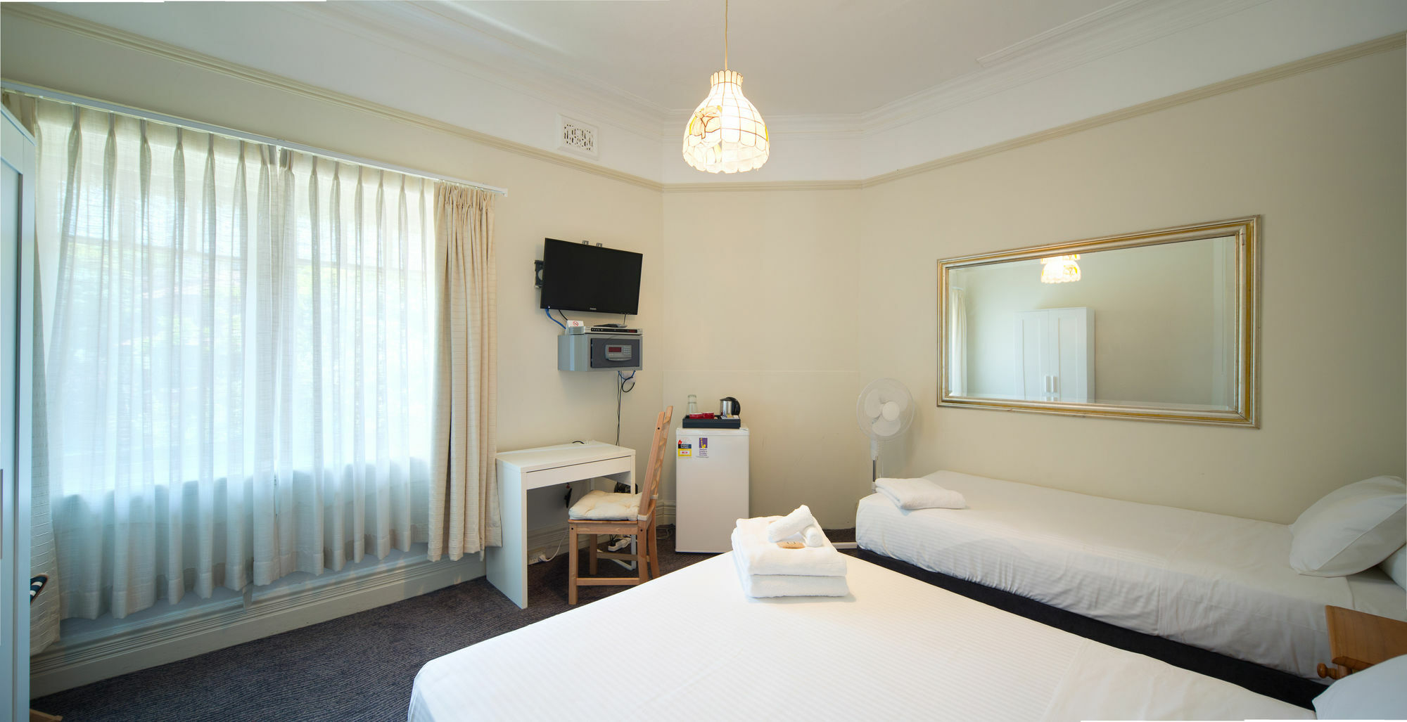 Neutral Bay Lodge Sydney Bagian luar foto