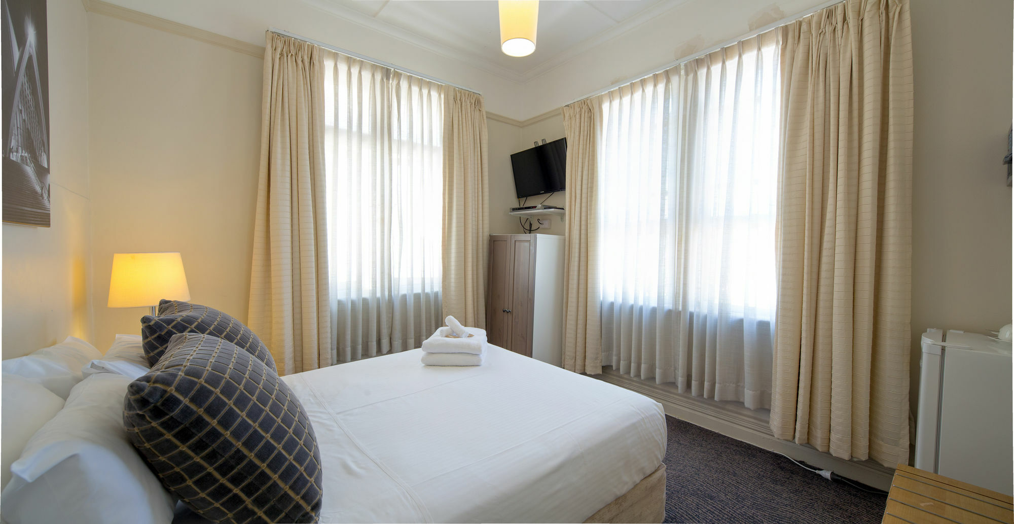 Neutral Bay Lodge Sydney Bagian luar foto