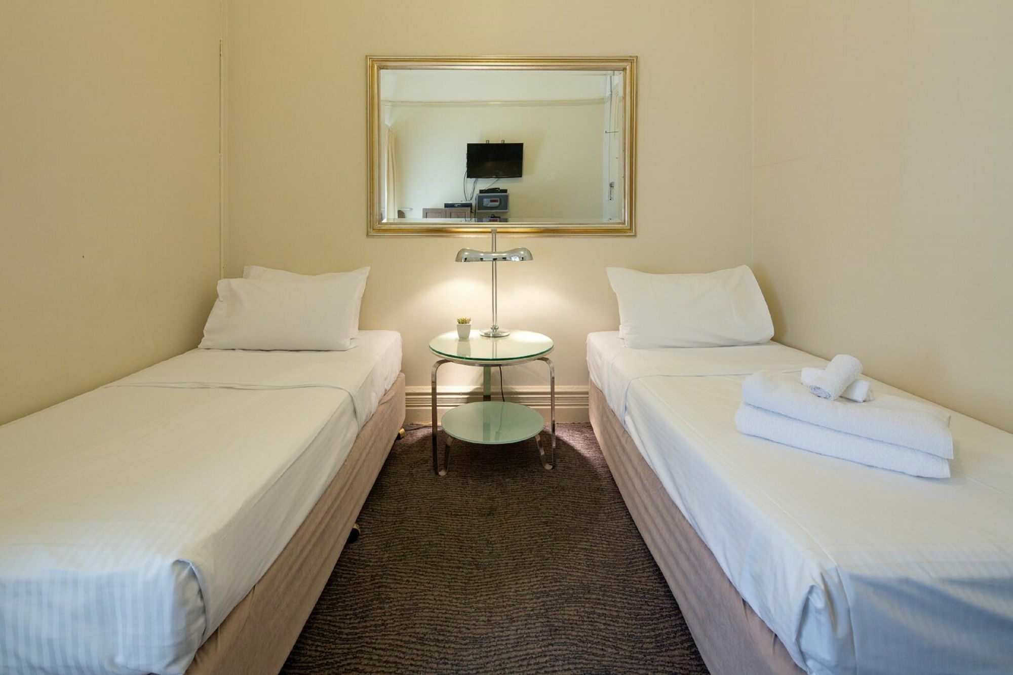 Neutral Bay Lodge Sydney Bagian luar foto